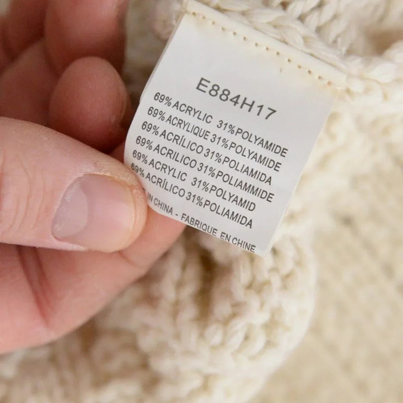 Molly Bracken Cream  Knit V-Neck Sweater Size TU - Picture 13 of 13